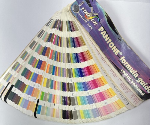 Pantone 2004 2005 guida - pantone,