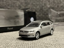 Norev VW Passat Variant B7
