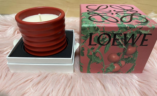 Candela profumata loewe foglie - profumata,