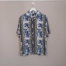 Camicia hawaiana puritana