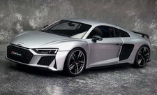 Audi R8 Coupé sILVER 1:18