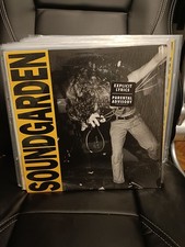 Soundgarden – Louder Than