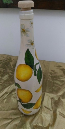 Bottiglia limoni decorata idea