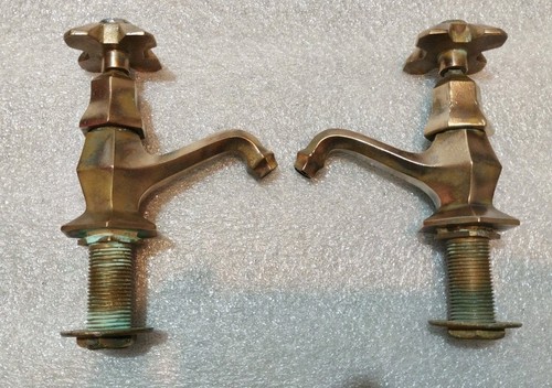 Coppia antichi rubinetti - coppia,