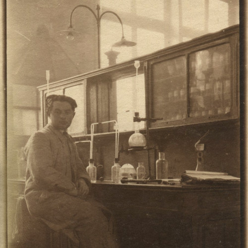 Antica foto scienziato chimico