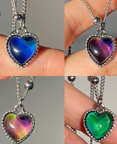 Collana con ciondolo che - collana,