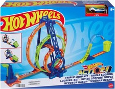 Pista Hot Wheels Super Triplo Loop, Circuito 3 in 1 + Macchinana Hot Wheels