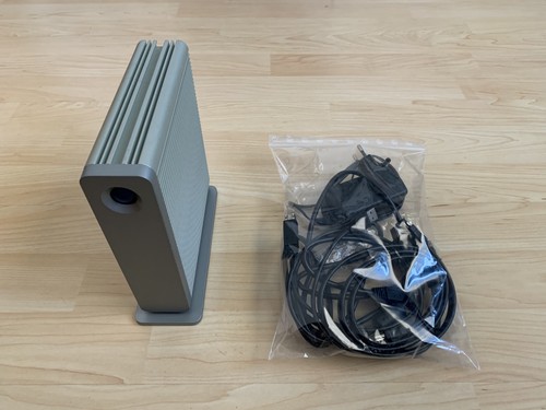 Lacie quadra case - v2,