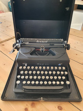 Macchina Da Scrivere Everest Mod.90 Vintage Epoca Anni 30 Colore Nero Serio Spa