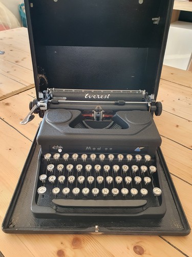 Macchina scrivere everest - macchina,