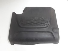 Assetto coprimotore superiore