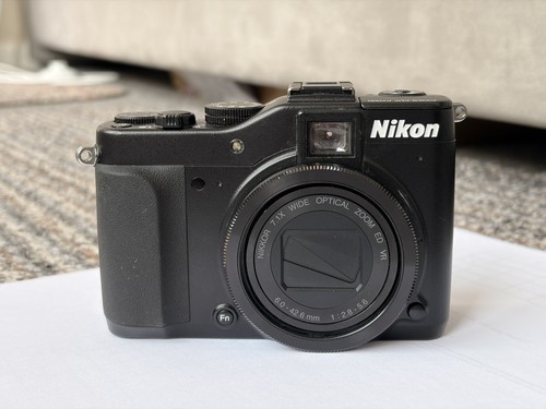 Nikon coolpix p7000 1 - nikon,