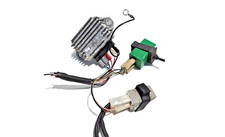 REGOLATORE DUCATI INTERMITTENZA FRECCE RELE' PIAGGIO VESPA PX 125 150 MILLENIUM