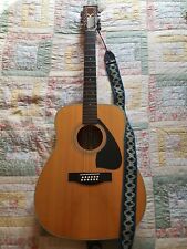 Chitarra acustica Yamaha 12 corde con custodia