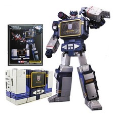 Masterpiece MP13 Soundwave