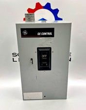General Electric / CR1062R3AAT2000 / Manual Motor Starter Size M-0 2-Pole