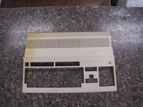 Commodore amiga 500 plus - commodore,