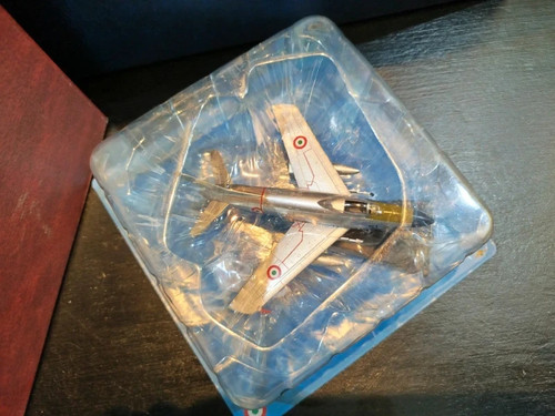 Modellino aereo aeronautica