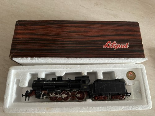 Locomotore locomotiva treno - , a