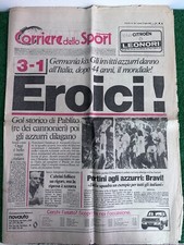 FIRST PAGE SPORT COURIER WORLD