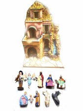 Nativity scene with 10