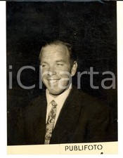 1954 MILANO Alpinista Lino LACEDELLI al ricevimento dopo l'impresa del K2 *Foto