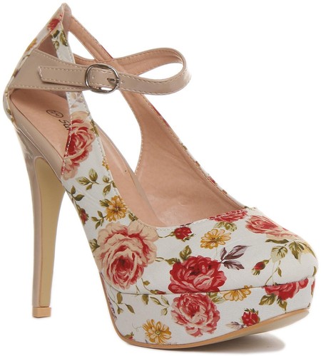 Scarpe con tacco alto - scarpe, a