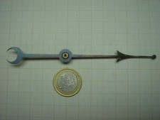 ANCIENNE AIGUILLE  POUR BAROMÈTRE, QUANTIÈME POUR COMTOISE, SECONDE RÉGULATEUR