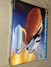 Revell Space Shuttle Discovery