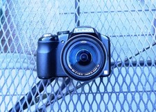 Panasonic Lumix FZ200 24x