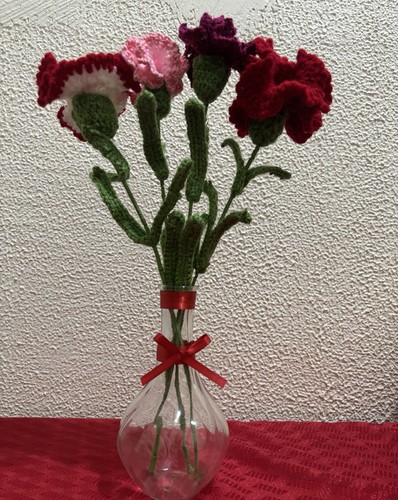 Bouquet garofano all'uncinetto