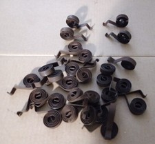 FIAT CAMPAGNOLA 500N 850 1100 2300 124 127 128 COPPIA MOLLE PER SPAZZOLE DINAMO