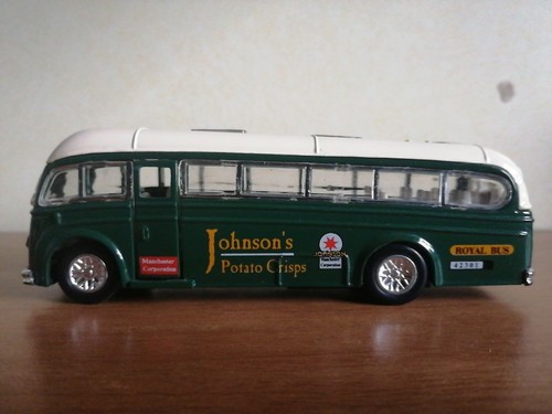 Autobus vintage giocattolo - autobus,