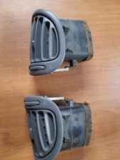 Coppia bocchette aria destra e sinistra per peugeot 206 1.4 hdi 5p,ricambi usati