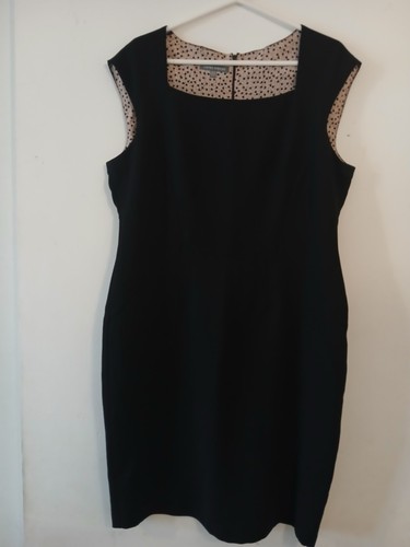 Abito elegante senza - , maniche