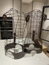 Coppia di manichini scultorei