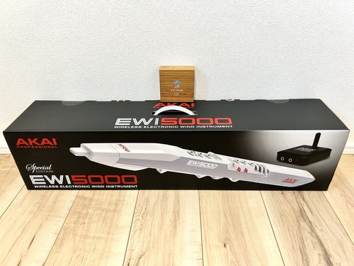 Akai ewi5000 wind synthesizer - wind,