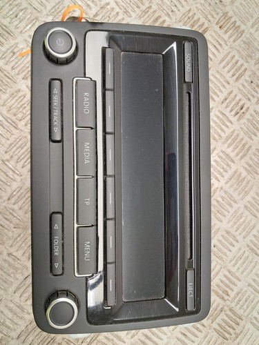 Volkswagen golf plus - volkswagen, radio