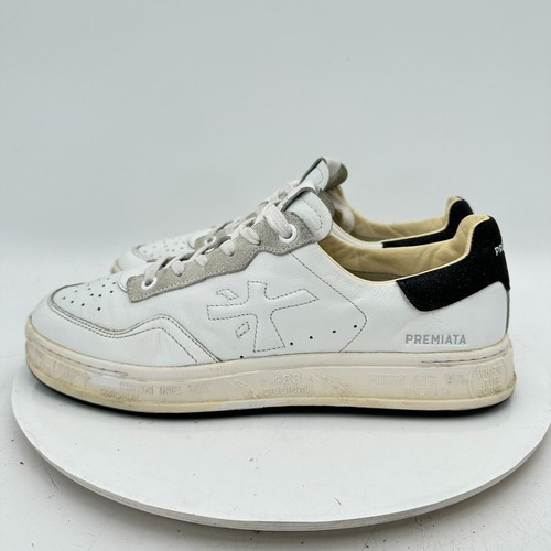 Scarpe stringate basse