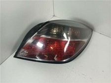 faro posteriore destro per