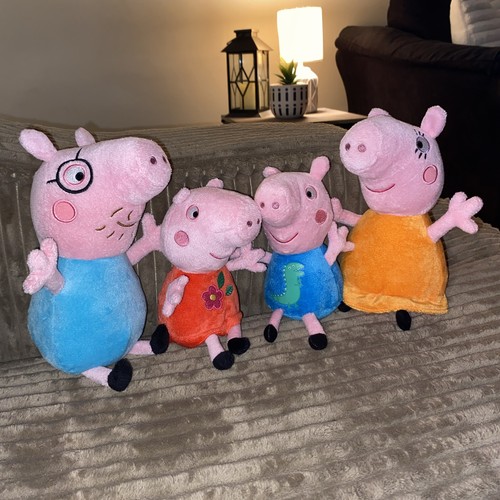 Peppa pig family - peppa, medium