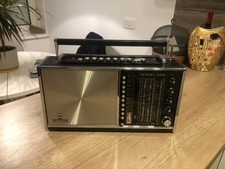 Radio a transistor Grundig
