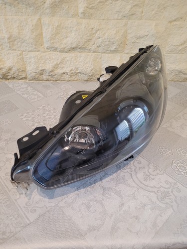 Faro proiettore xeno sinistro