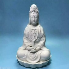 Vecchia porcellana cinese ceramica Dehua smalto bianco Guanyin Kwan Yin statue