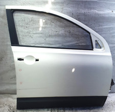 PORTIERA / SPORTELLO ANTERIORE DESTRO NISSAN QASHQAI BIANCO 2011 RICAMBI USATI