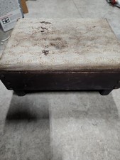 Poggiapiedi pouf primitivo vintage struttura legno rivestito Americana 