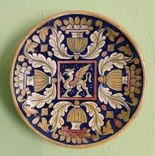 Piatto in ceramica decorato a mano - firmato Alberto Rubboli (Gualdo Tadino)