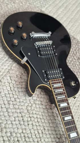 Vecchia chitarra elettrica