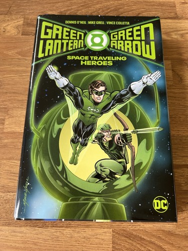 Green lantern - lantern, arrow