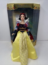 Bambola Disney Biancaneve e i sette nani principessa incantata 2000 27048 usata in ottime condizioni